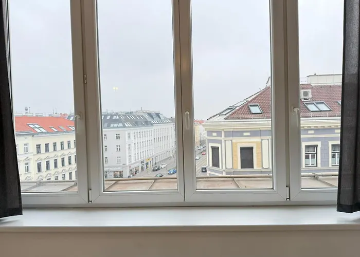 Gesamte Ueber Den Daechern Wiens *